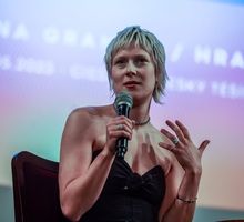 x30.04_9_Roving Woman_Norbert Burkowski_Easy-Resize.com